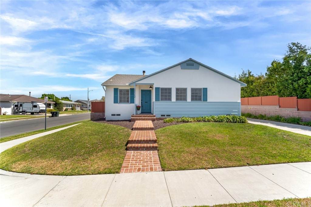 22102 Elmo Avenue - Photo 1
