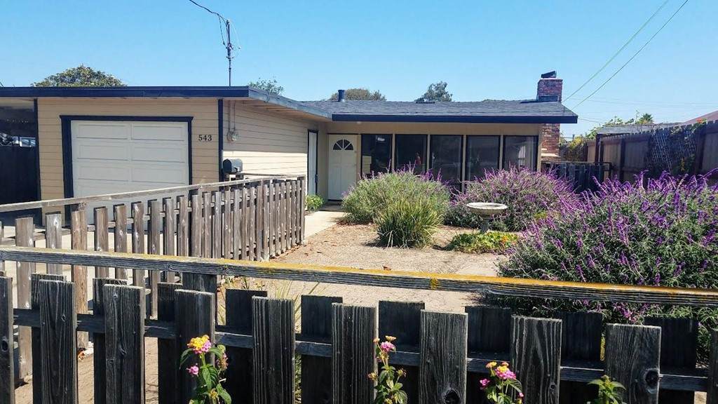 543 Hannon Avenue - Photo 1