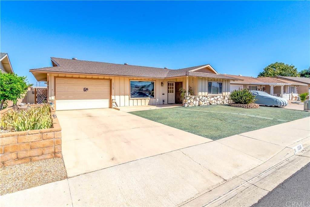 1560 Amberwood Drive - Photo 1
