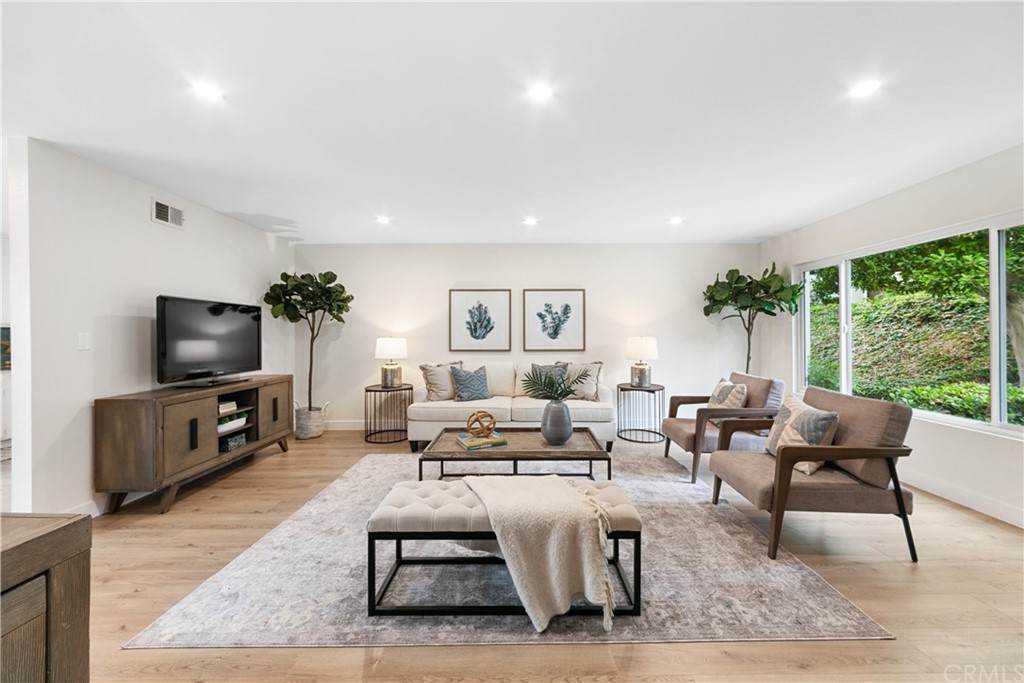 1708 Huntsman Court - Photo 1