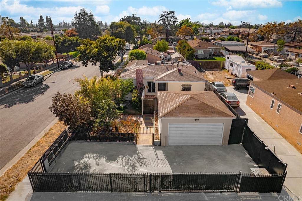 11921 209TH Street - Photo 1