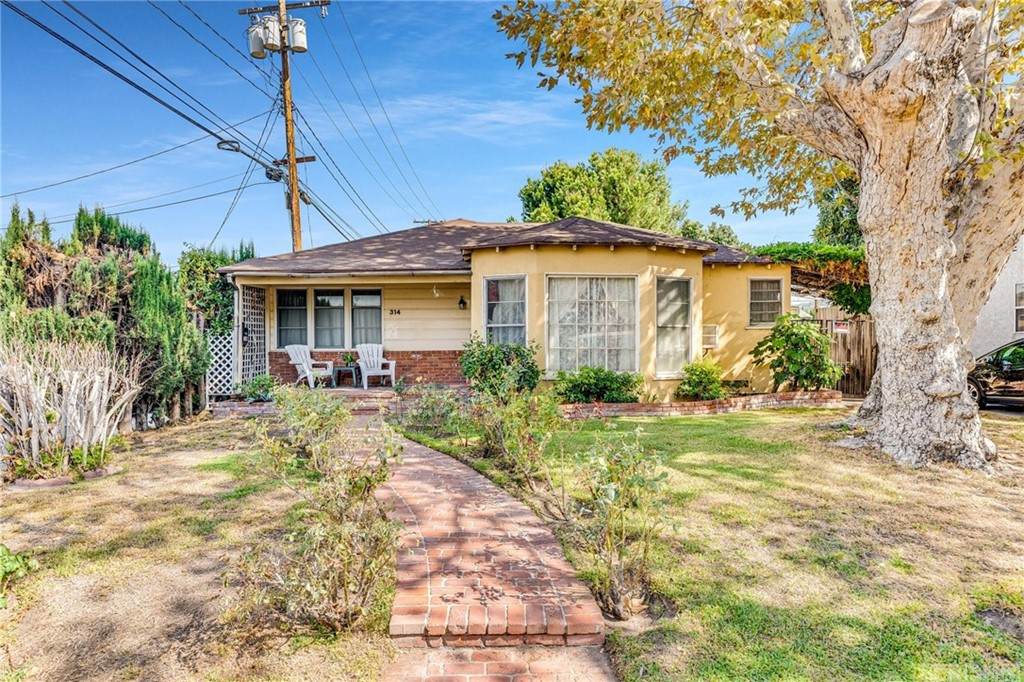314 Cedar Avenue - Photo 1