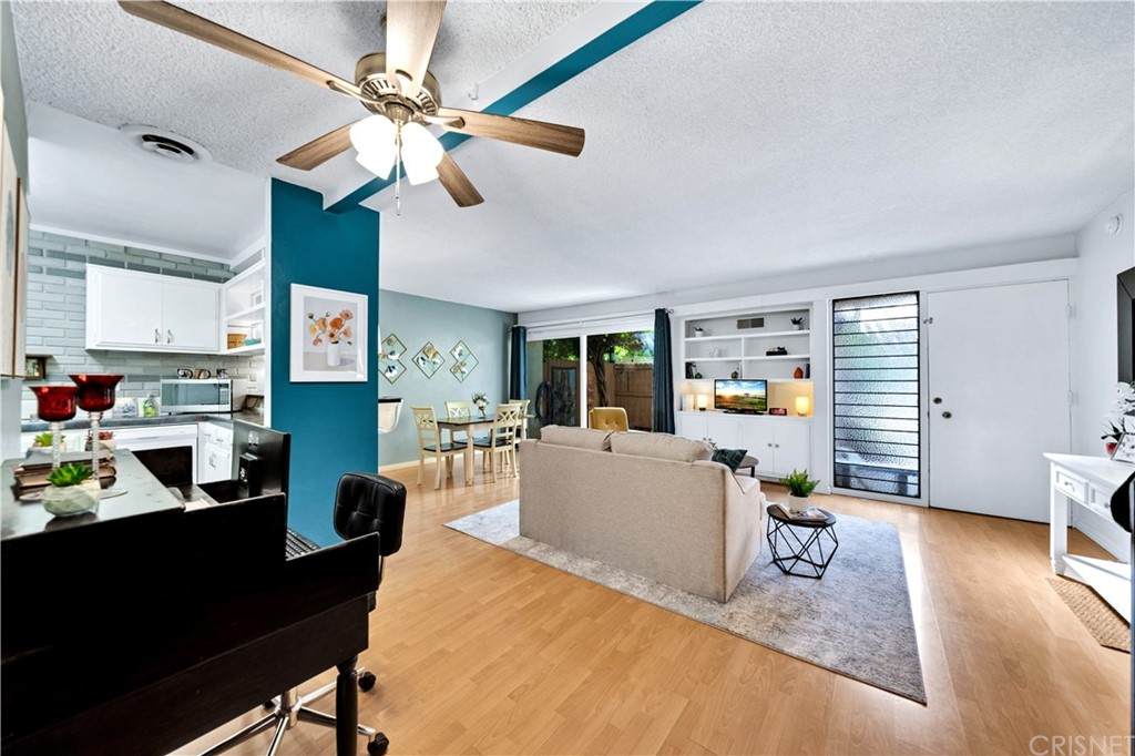 15542 Sherman Way - Photo 1