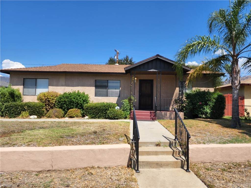 1419 Cossacks Place - Photo 1