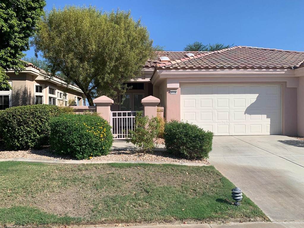 37736 Breeze Way - Photo 1