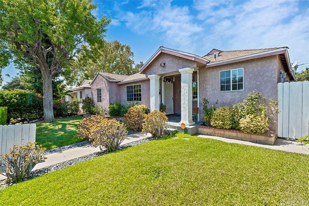 6633 White Oak Avenue - Photo 1