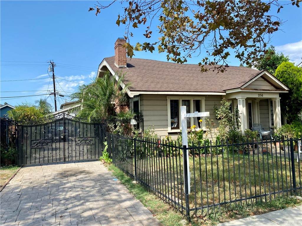 314 Sycamore Street - Photo 1