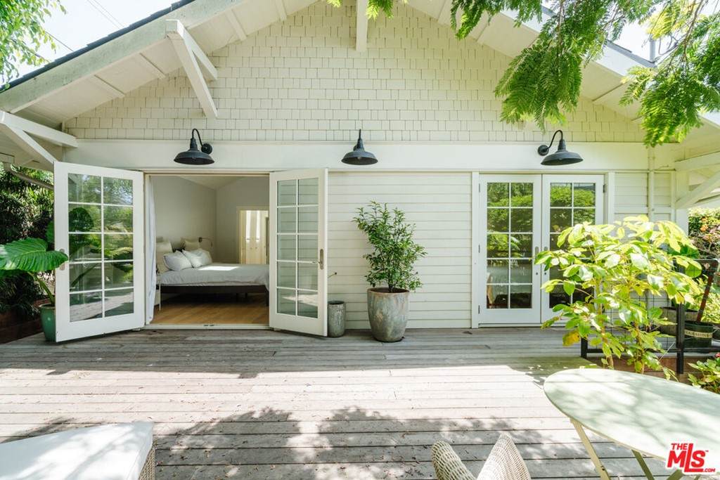 2313 Mckinley Avenue - Photo 1