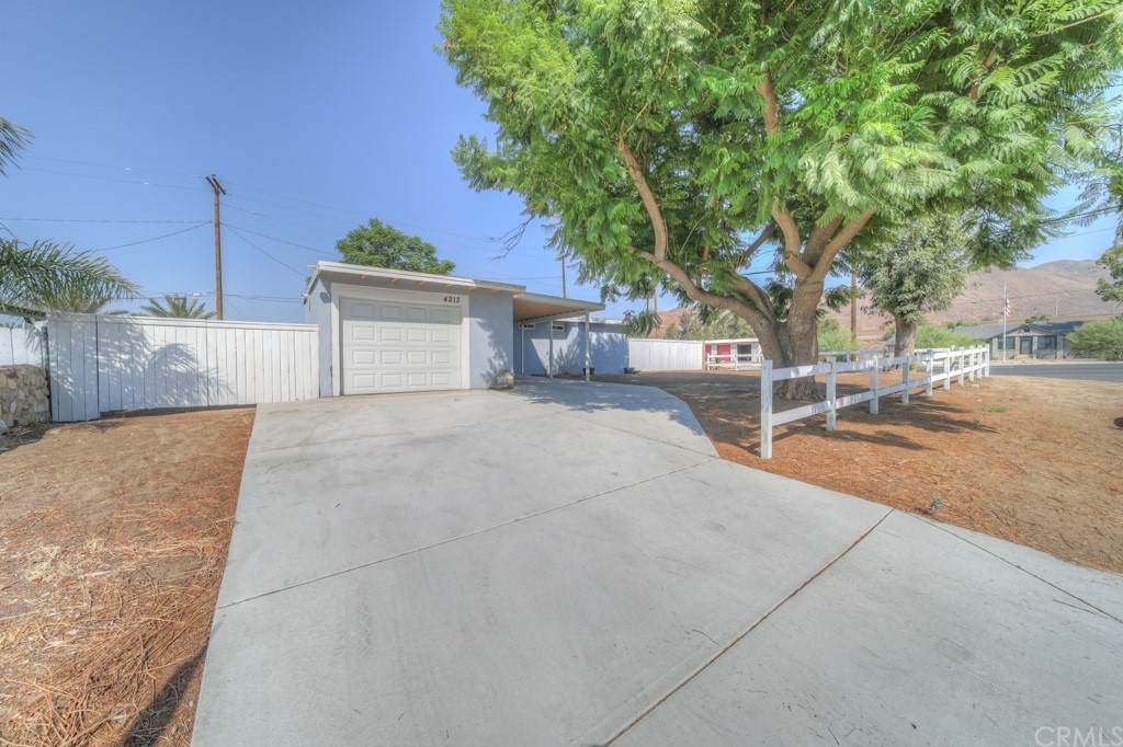 4213 Kathy Avenue - Photo 1