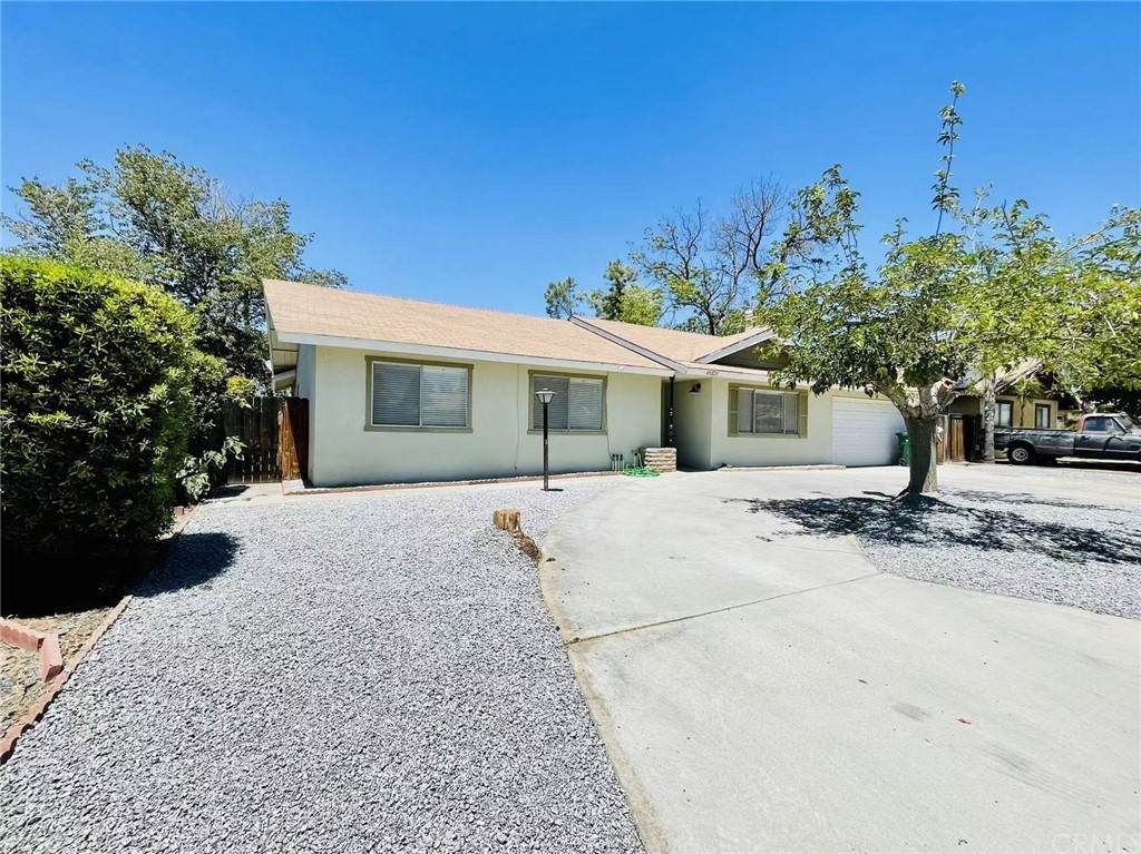 40820 Malibar Avenue - Photo 1