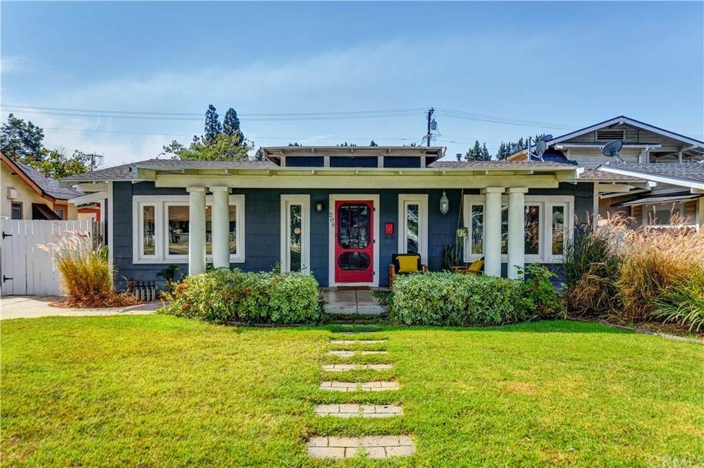 206 Jacaranda Place - Photo 1