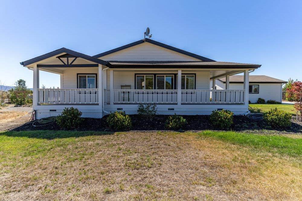 200 Prater Way - Photo 1