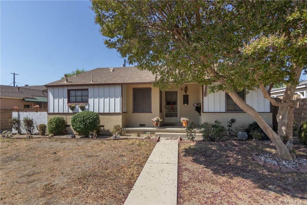 8117 Paso Robles Avenue - Photo 1