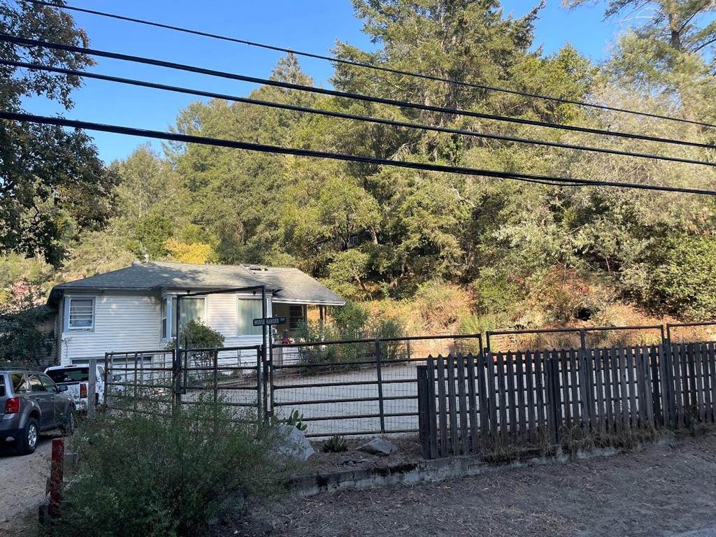 750 Glen Canyon Road - Photo 1