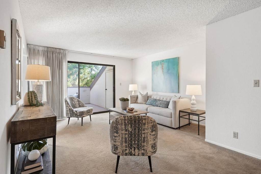 2140 Santa Cruz Avenue - Photo 1