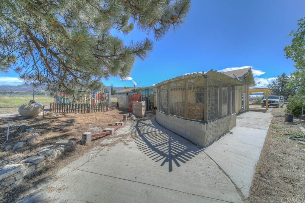 38800 Bahrman Road - Photo 1
