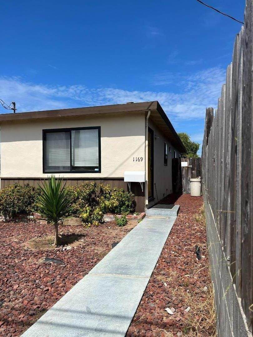 1169 Harcourt Avenue - Photo 1