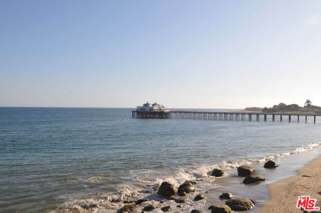 22852 Pacific Coast Highway - Photo 1