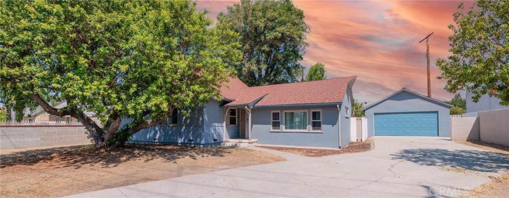543 Francisquito Avenue - Photo 1