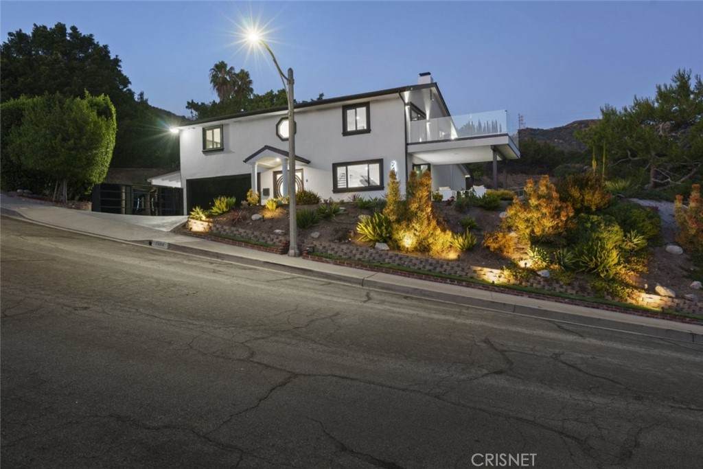 2434 Delisle Court - Photo 1