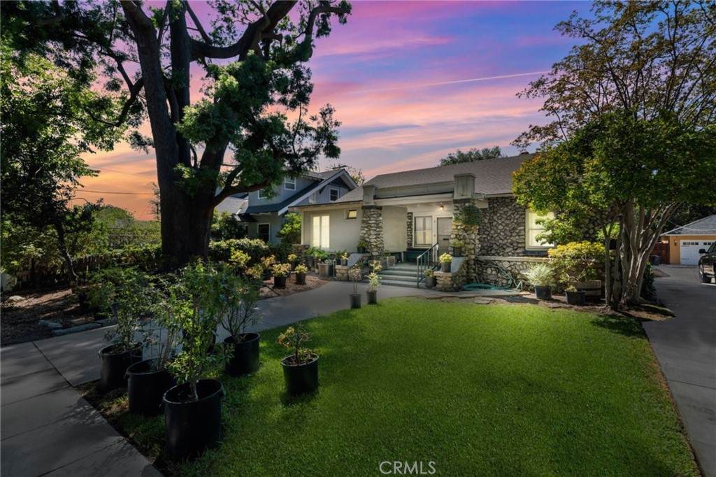 517 Indian Hill Boulevard - Photo 1