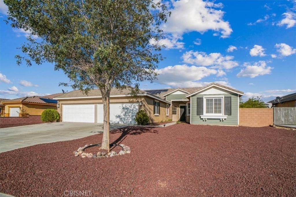 42538 37th Street - Photo 1