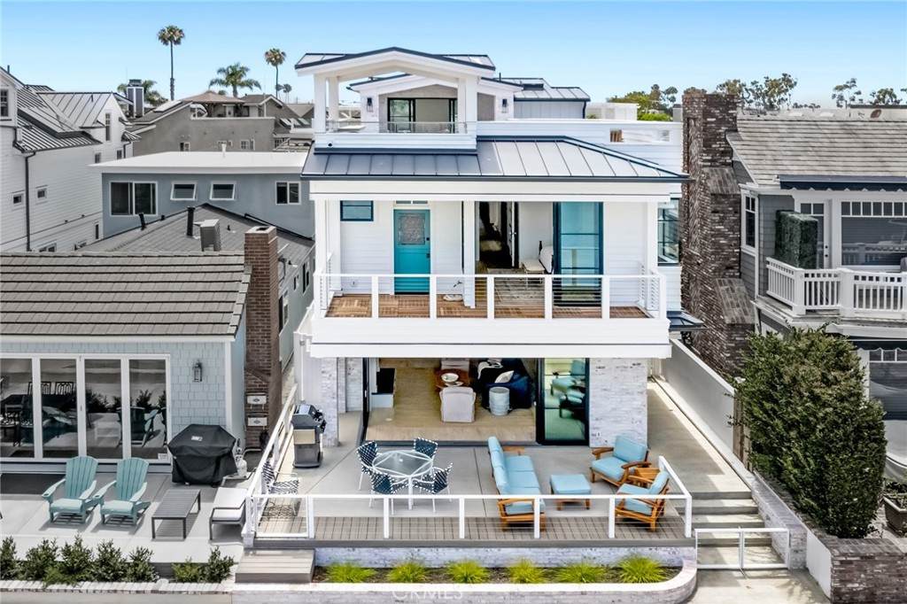 https://bt-photos.global.ssl.fastly.net/socal/orig_boomver_1_369992233-1.jpg