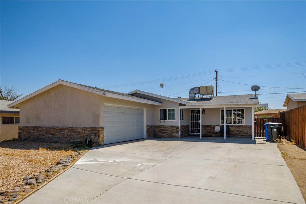 1120 Virginia Way - Photo 1