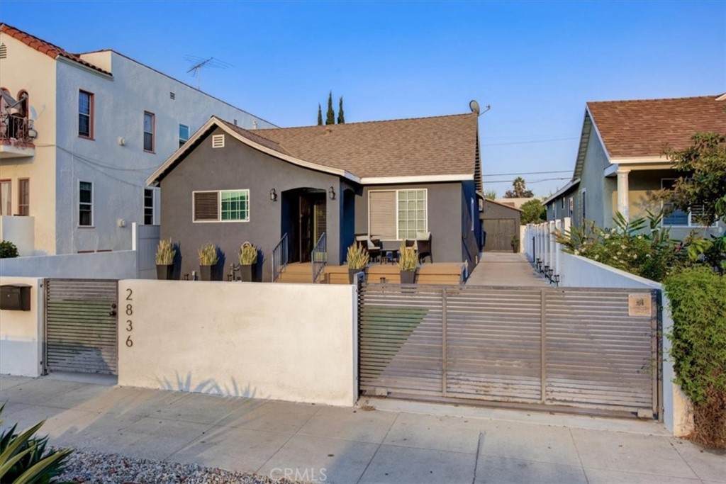2836 Norton Avenue - Photo 1