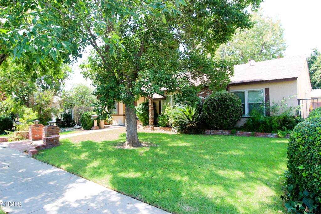 8061 White Oak Avenue - Photo 1