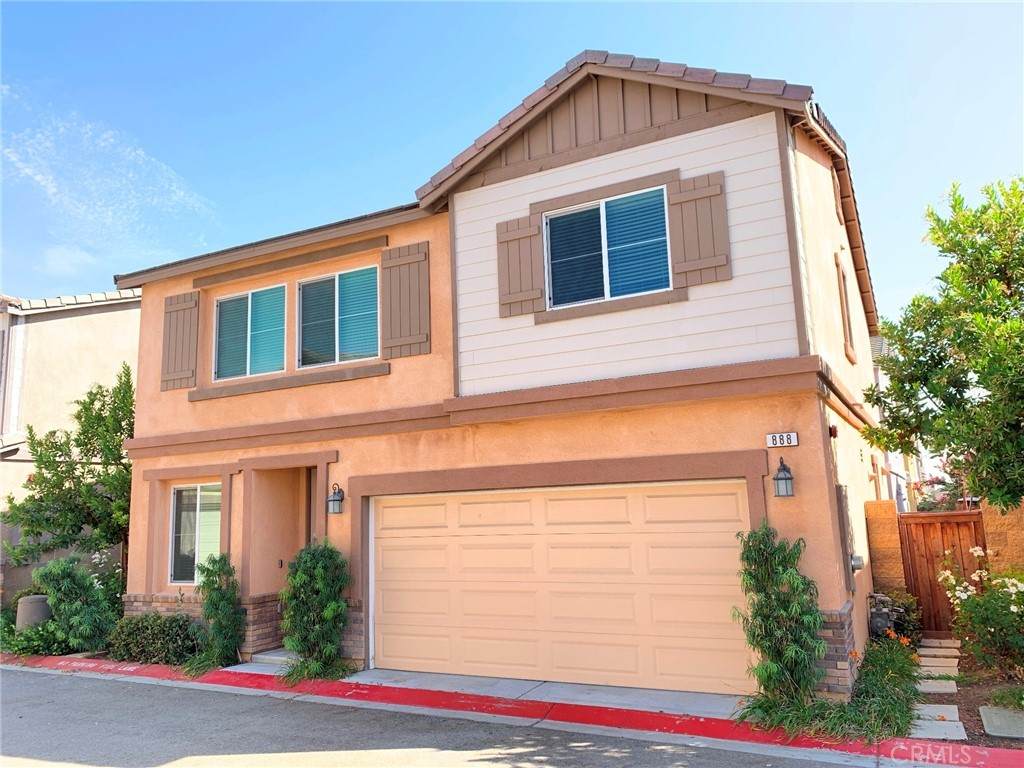888 Madison Court - Photo 1