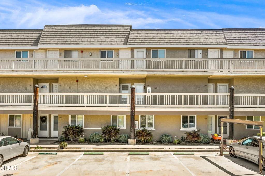 240 Surfside Drive - Photo 1