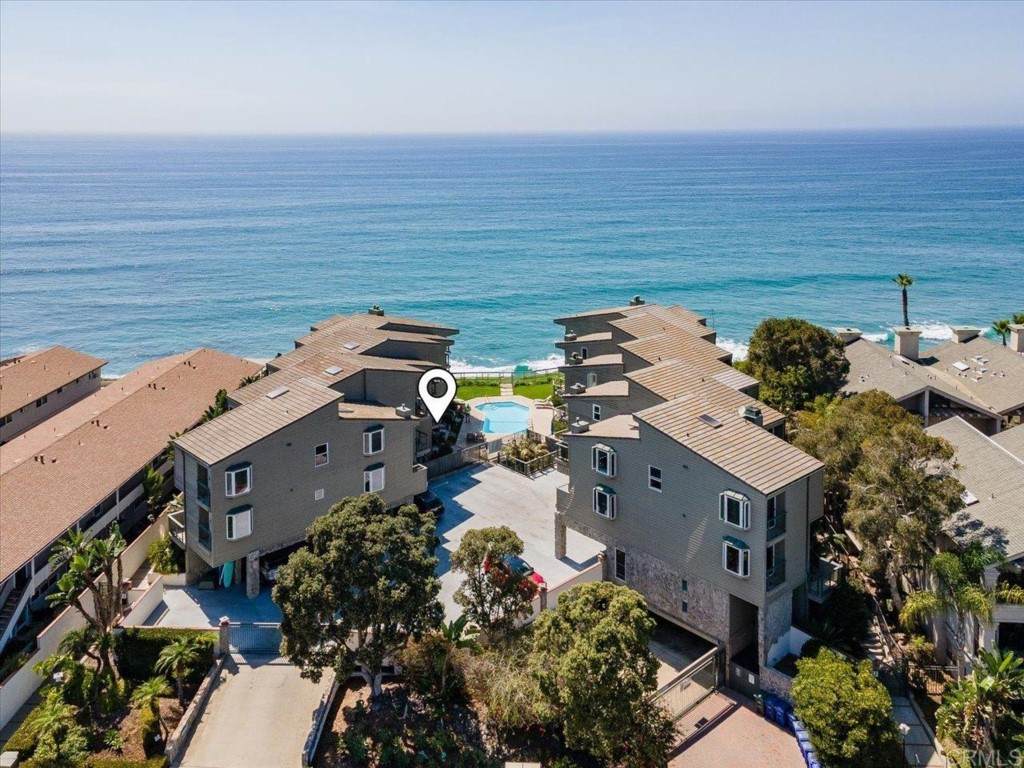 940 Sealane Drive - Photo 1