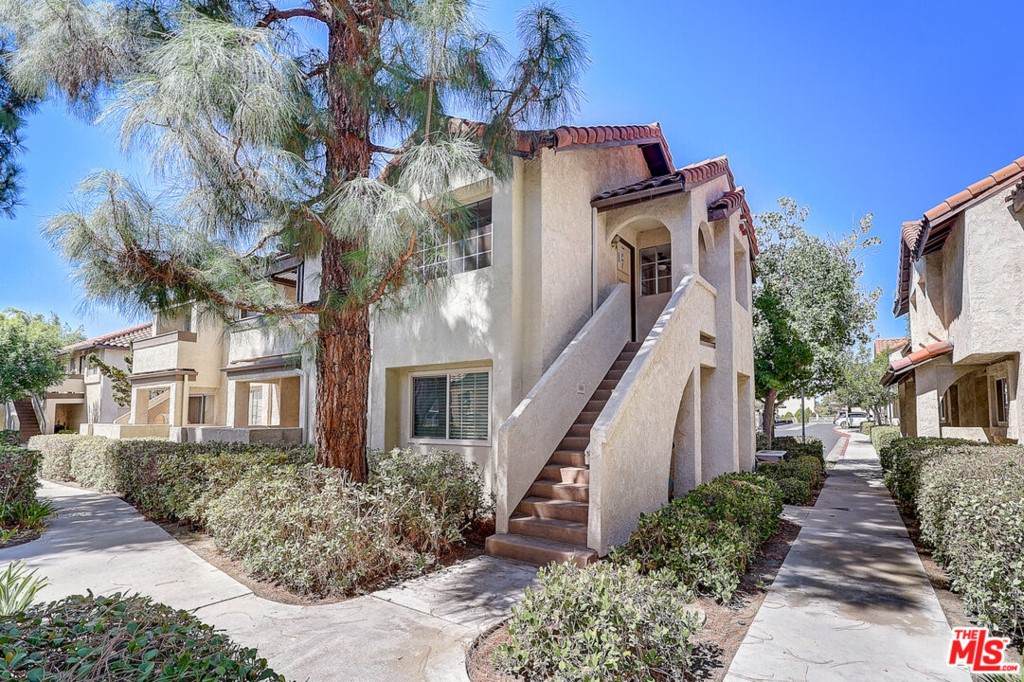 23326 La Mar - Photo 1