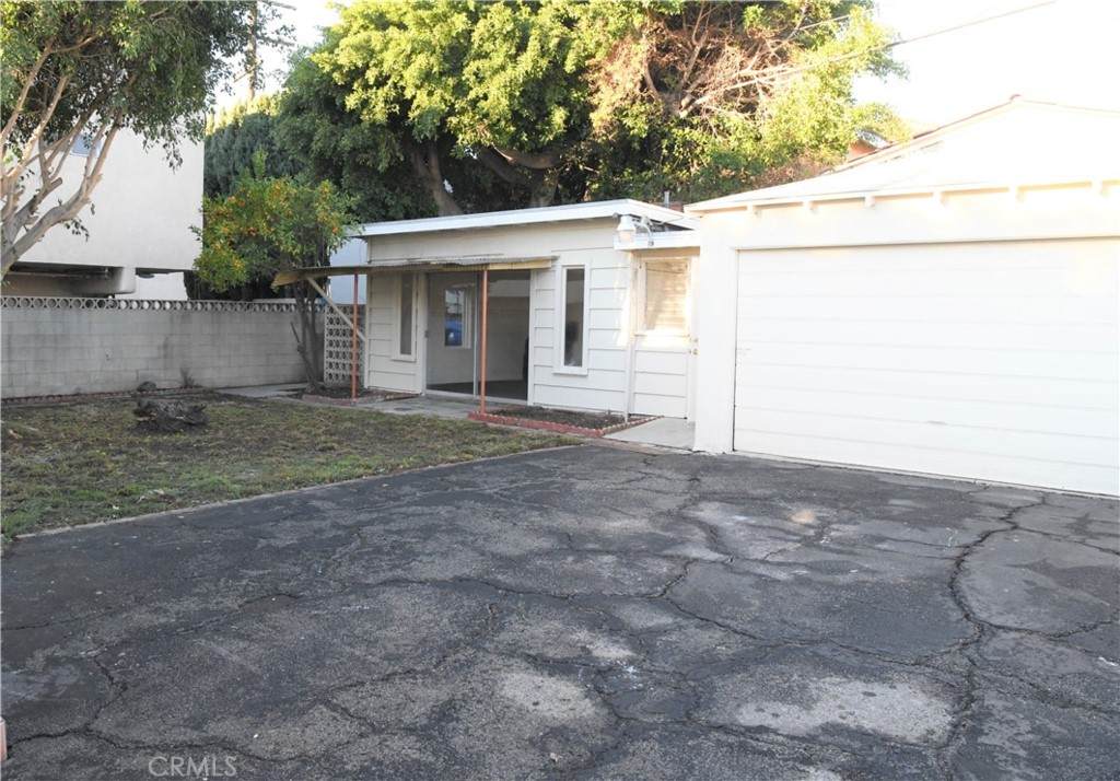 2319 Corning Street - Photo 1