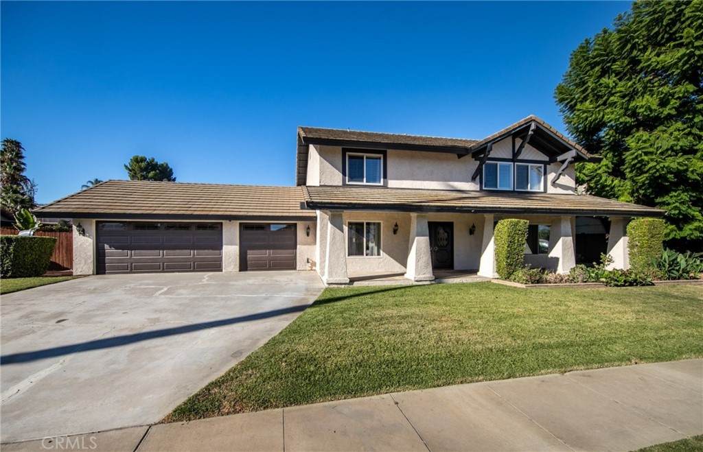 622 Golden West Drive - Photo 1