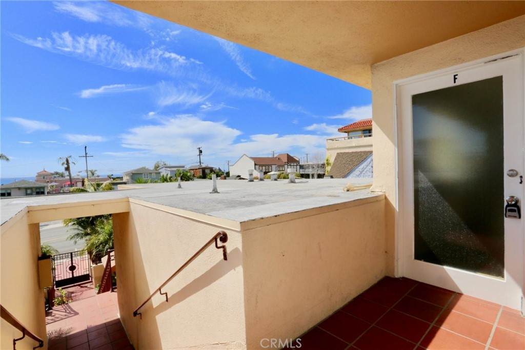 970 Glenneyre Street - Photo 1