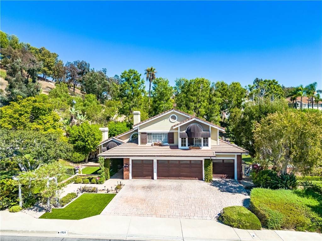 4820 Stonehaven Drive - Photo 1