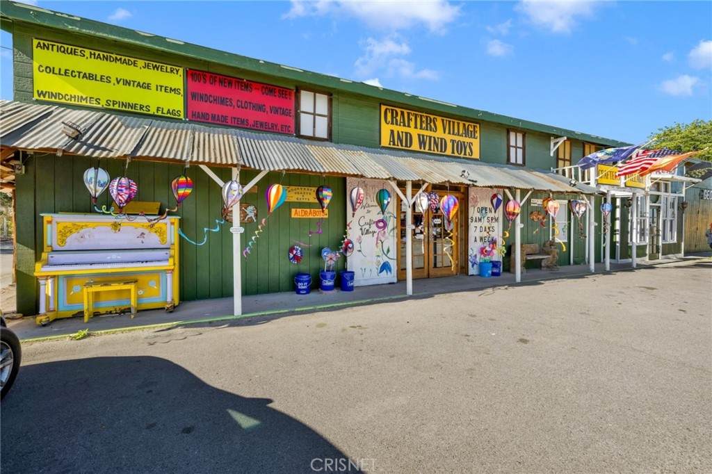 8300 Pearblossom - Photo 1