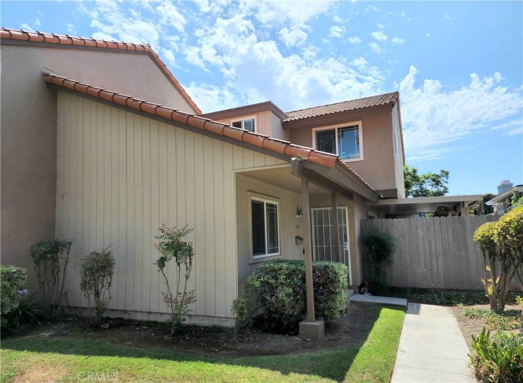 7661 Beechwood Way - Photo 1