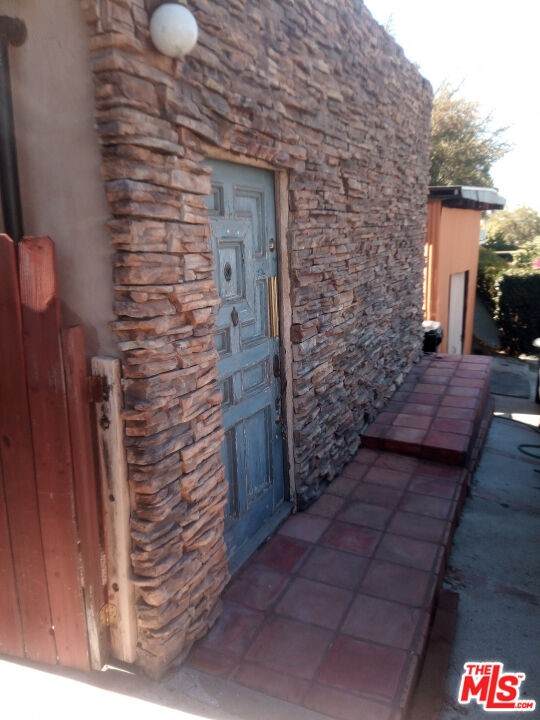 5040 Williams Place - Photo 1