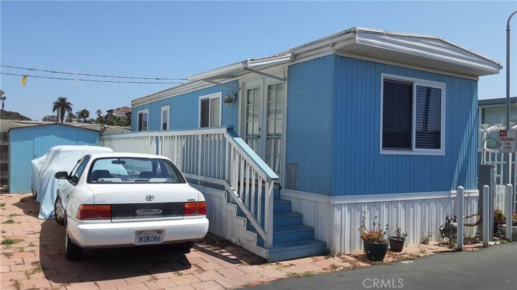 900 Cleveland Street - Photo 1