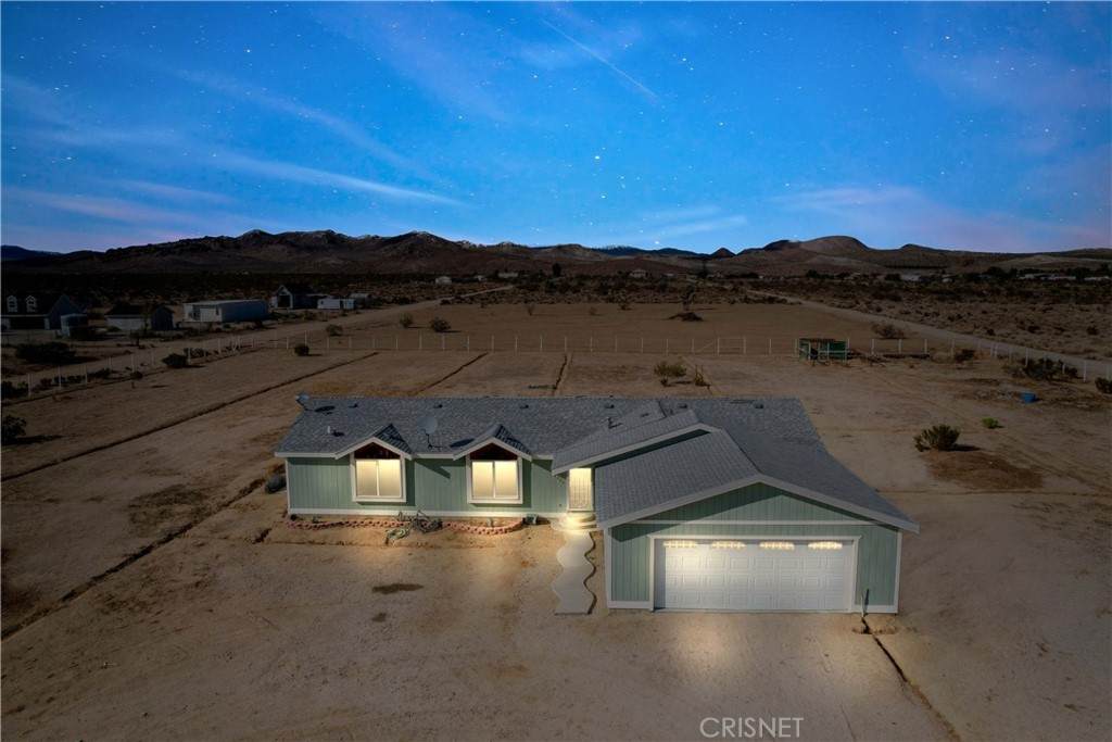 4909 Avenue Of The Stars - Photo 1