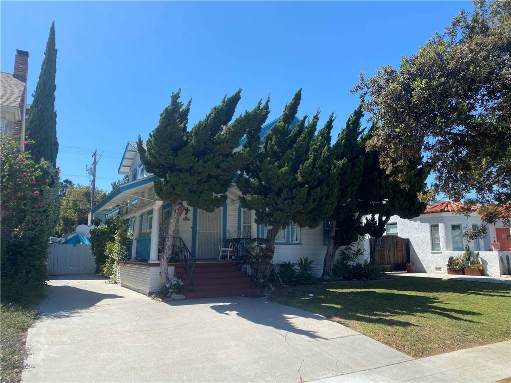 3739 Lime Avenue - Photo 1