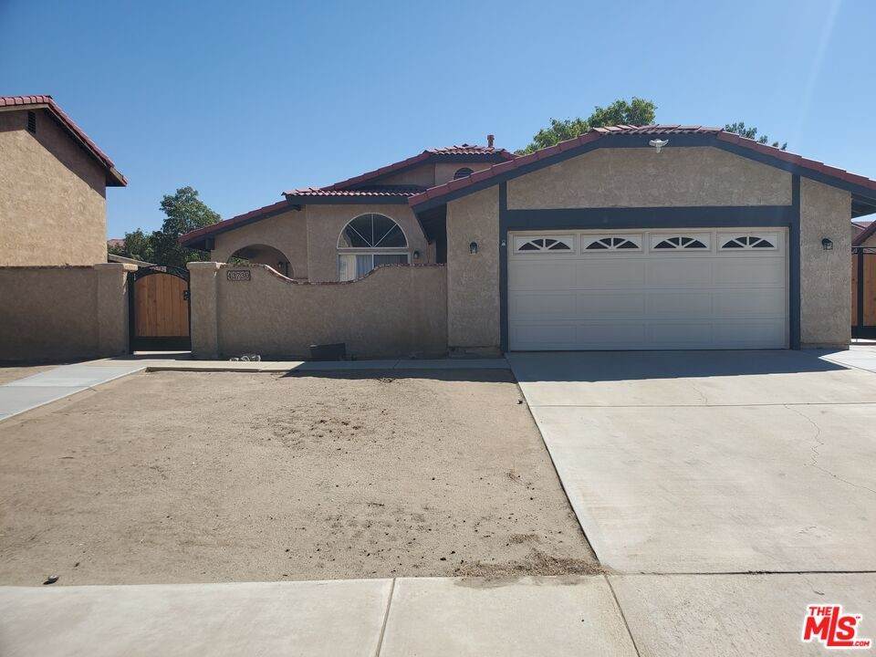 43730 Rogier Street - Photo 1