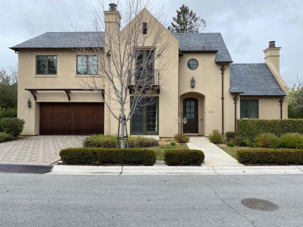 125 Royal Oaks Court - Photo 1