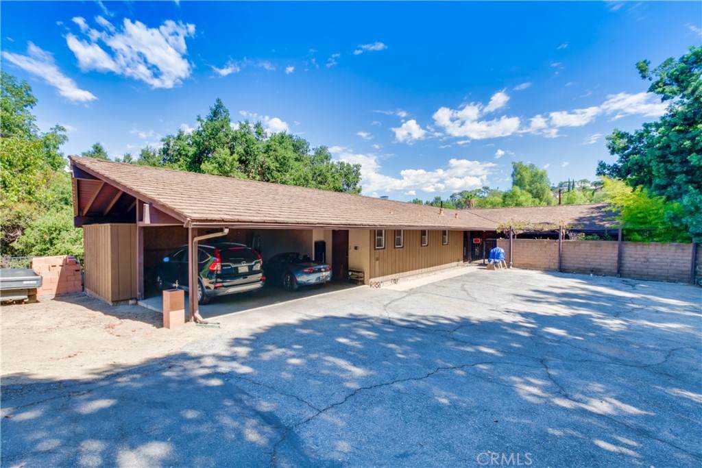2322 Cameron Avenue - Photo 1
