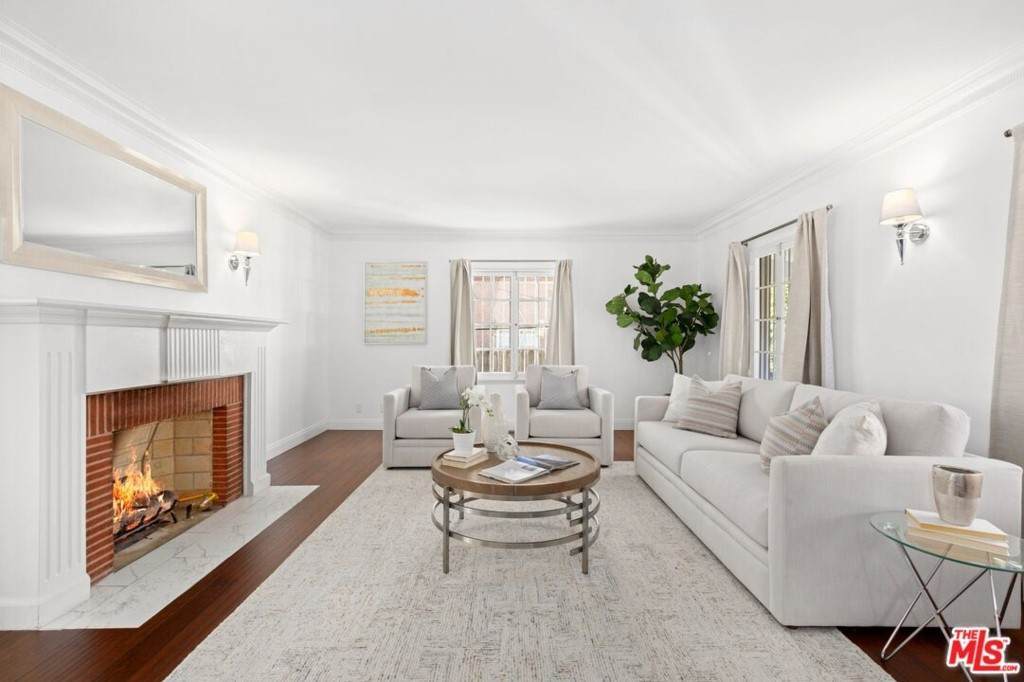 146 Gardner Street - Photo 1