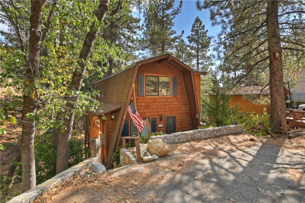 32906 Canyon Drive - Photo 1