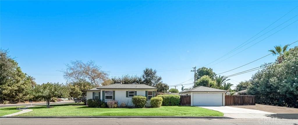 1990 Dalrymple Drive - Photo 1
